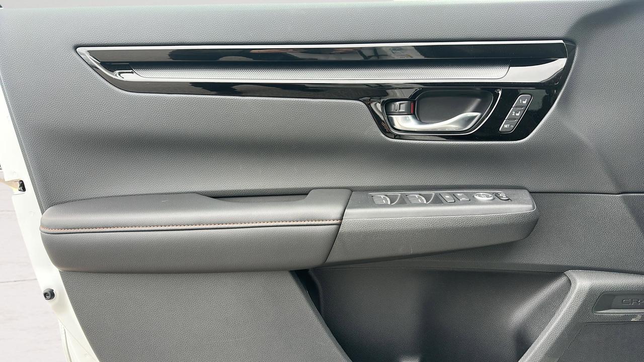 2026 Honda CR-V Hybrid Touring AWD Photo