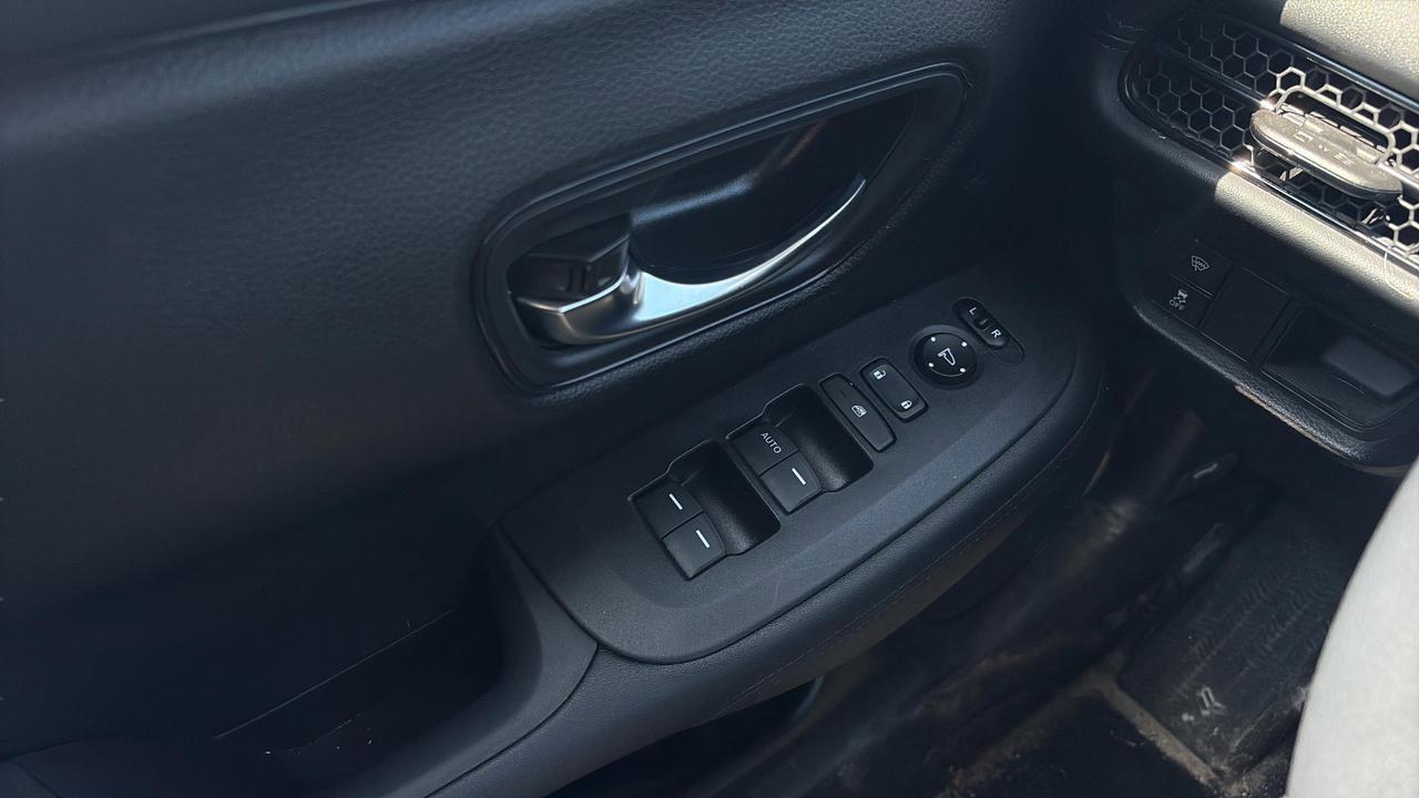 2024 Honda HR-V LX-B AWD CVT Photo