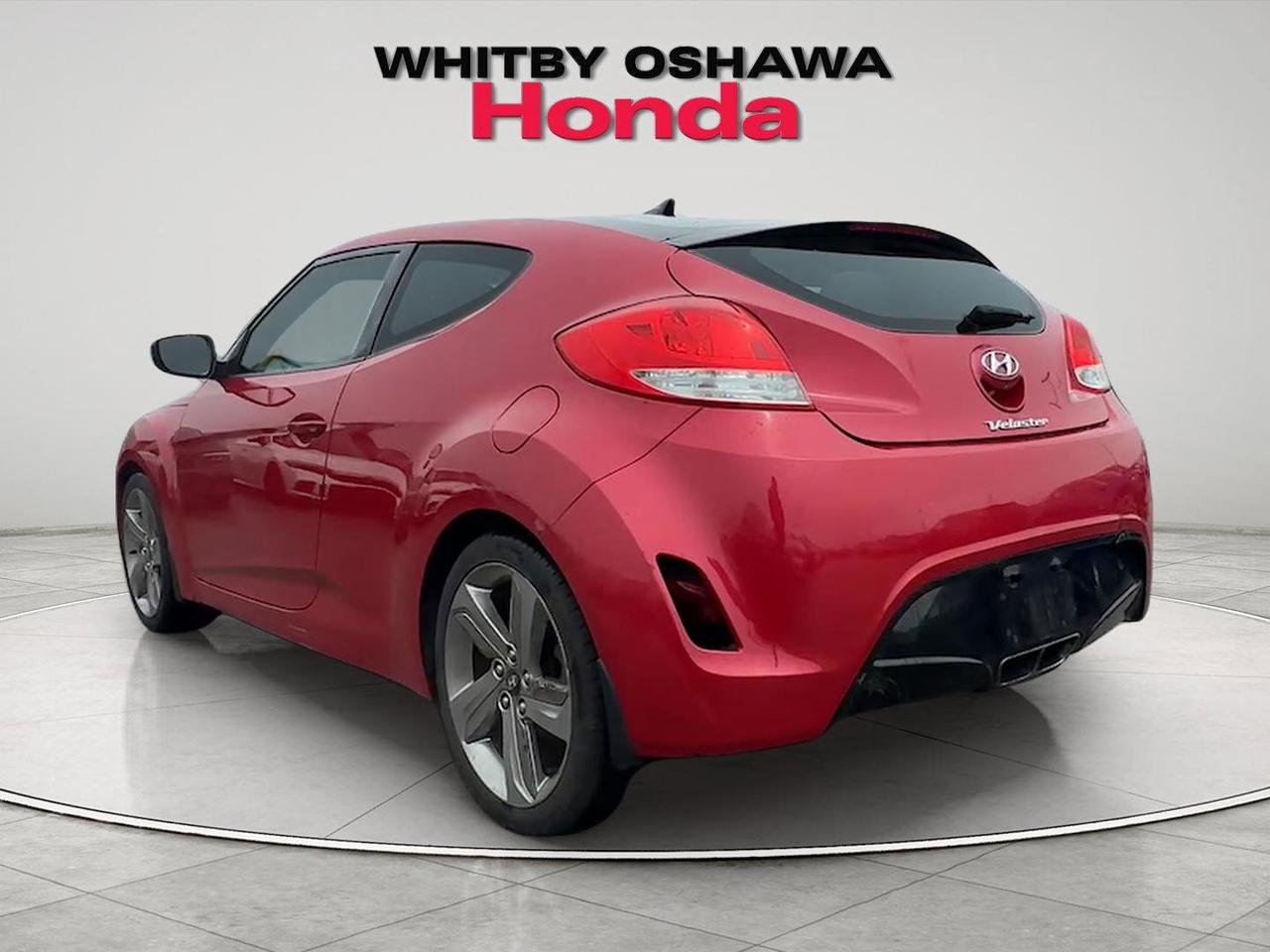 2012 Hyundai Veloster 3dr Cpe Man w-Tech Photo