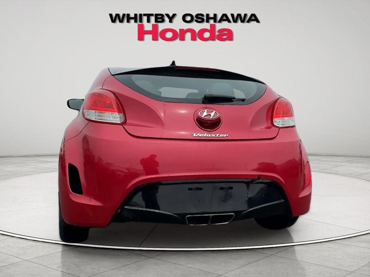 2012 Hyundai Veloster 3dr Cpe Man w-Tech Photo3
