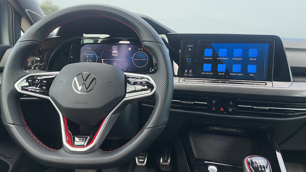 2023 Volkswagen Golf GTI Performance Manual Photo