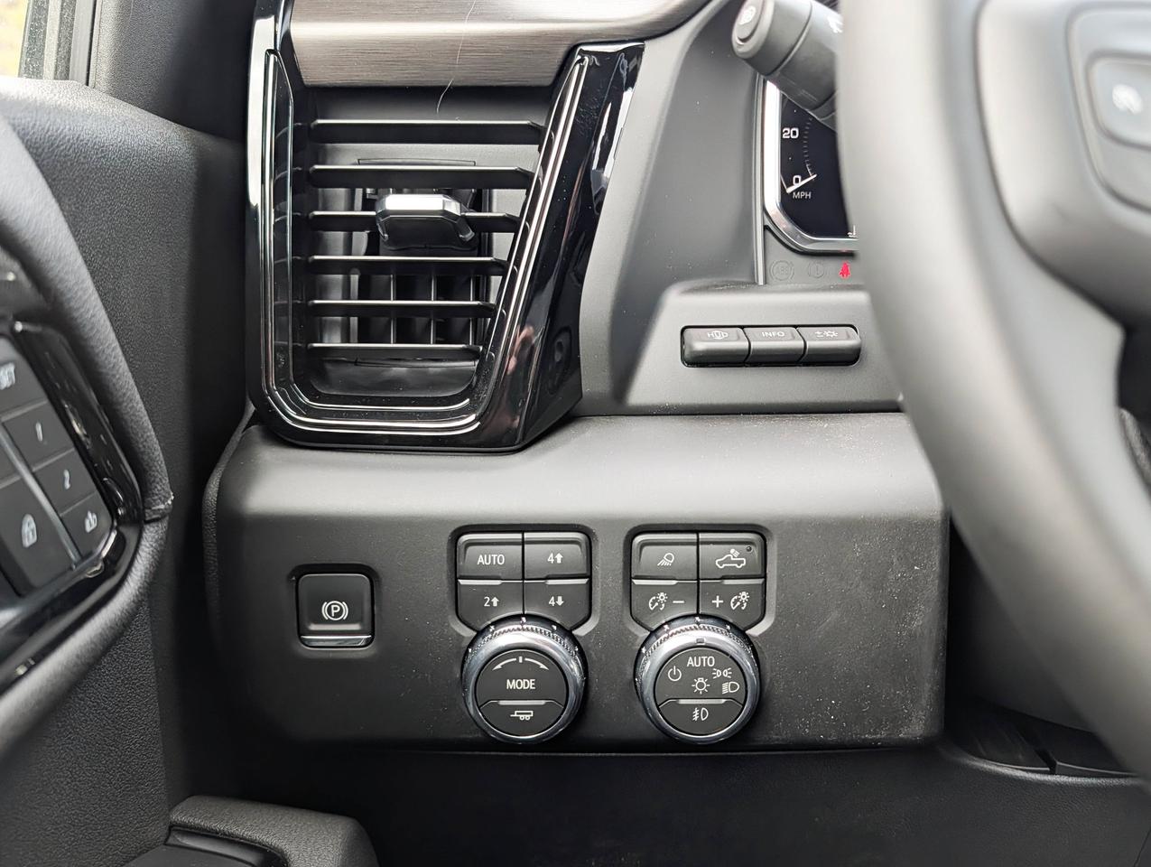 2026 GMC Sierra 1500 AT4 Photo