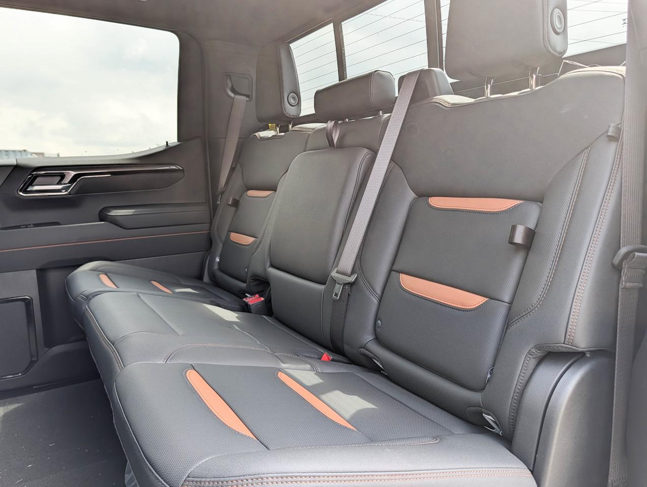 2026 GMC Sierra 1500 AT4 Photo