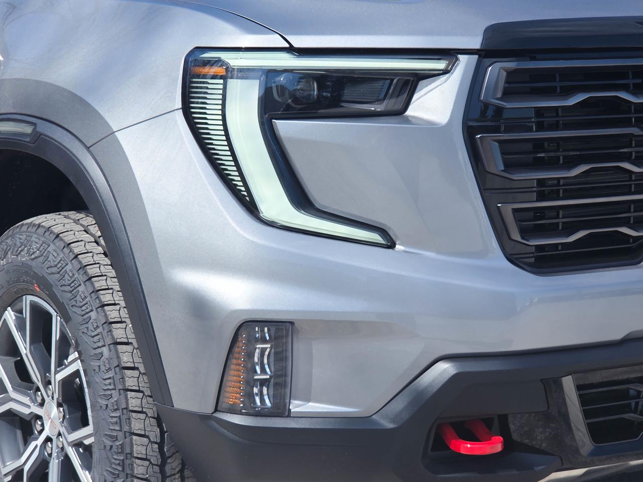 2026 GMC Acadia AT4 Photo