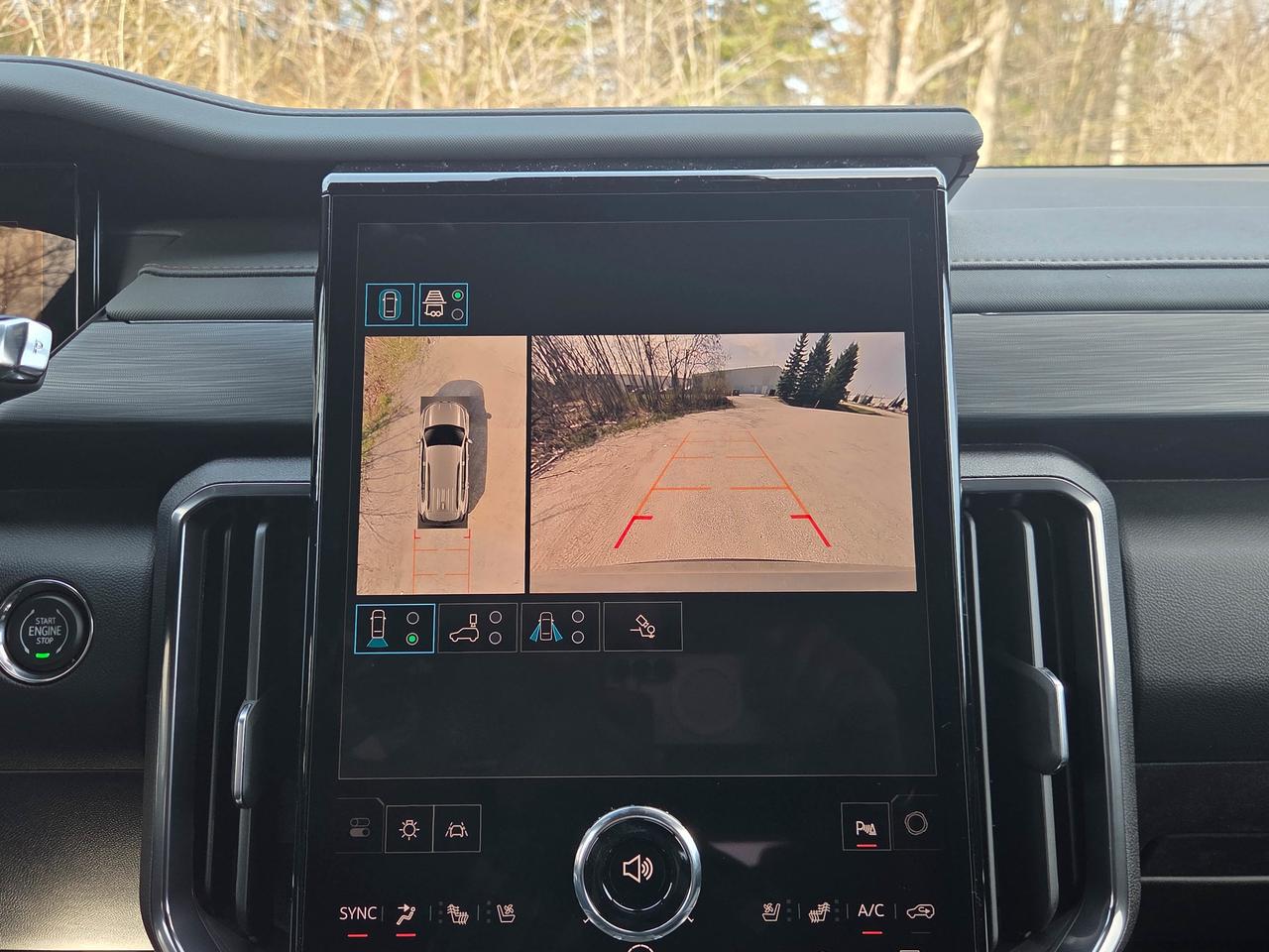 2026 GMC Acadia AT4 Photo