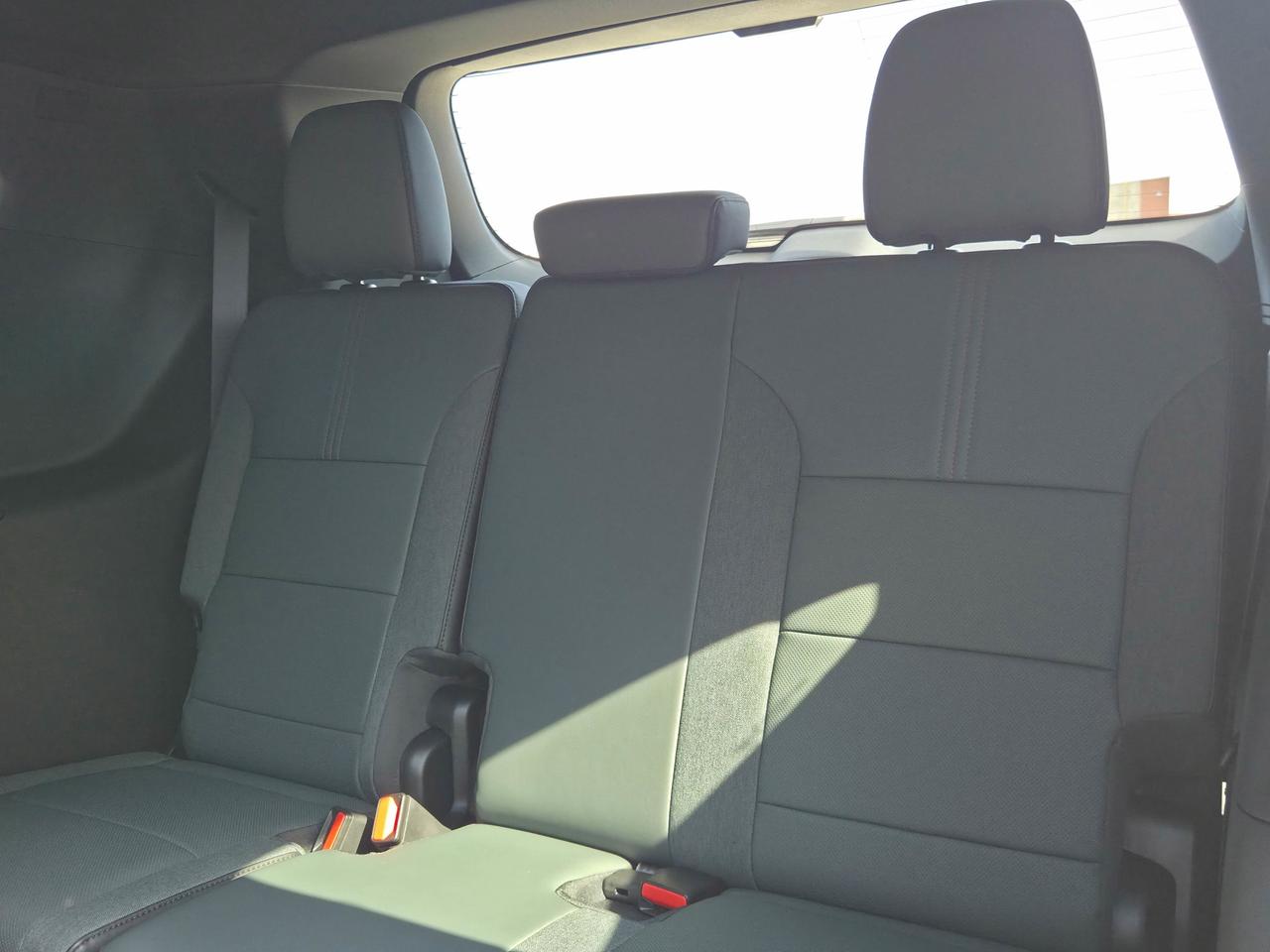 2026 GMC Acadia AT4 Photo