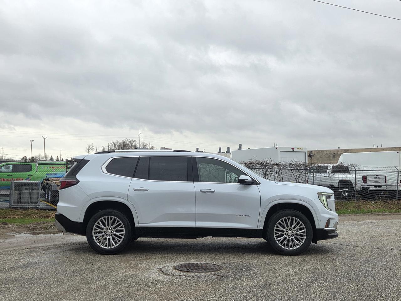 2026 GMC Acadia Denali Photo
