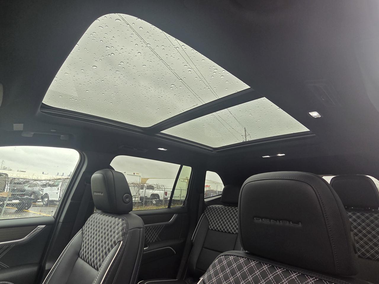2026 GMC Acadia Denali Photo