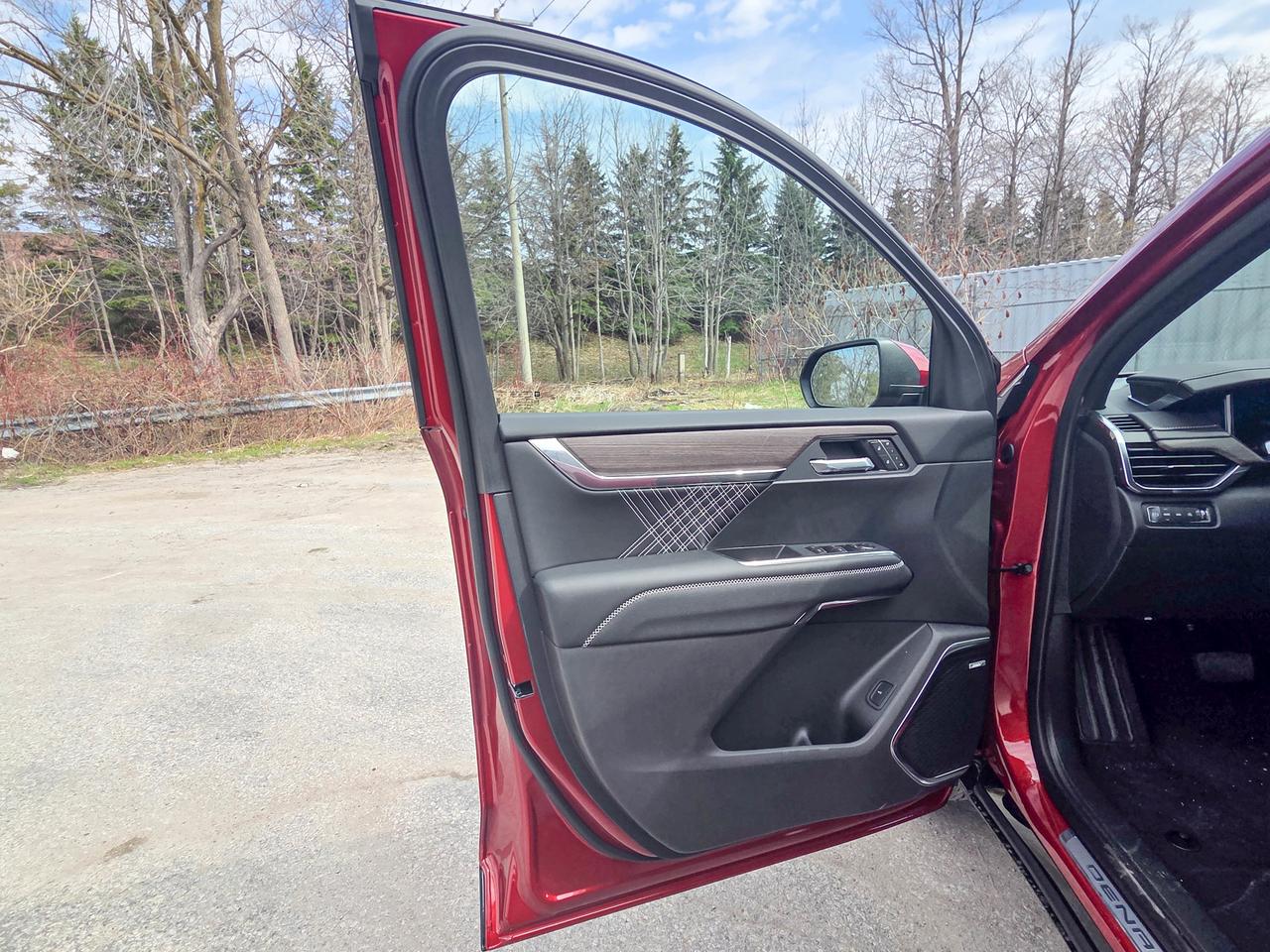 2026 GMC Acadia Denali Photo