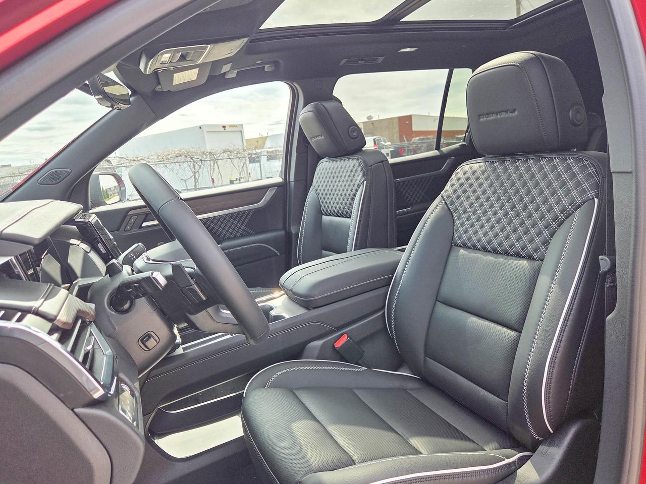 2026 GMC Acadia Denali Photo