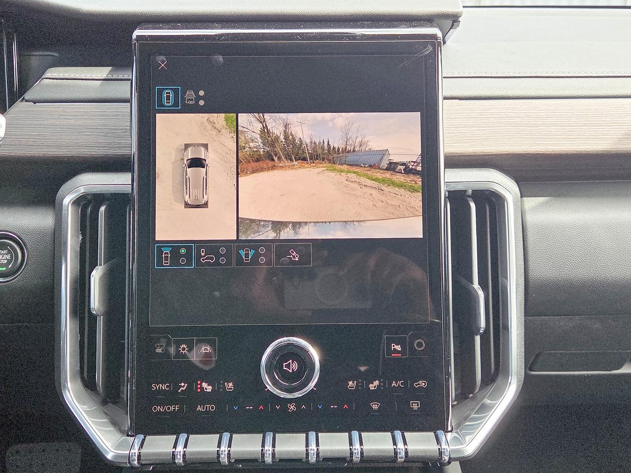2026 GMC Acadia Denali Photo