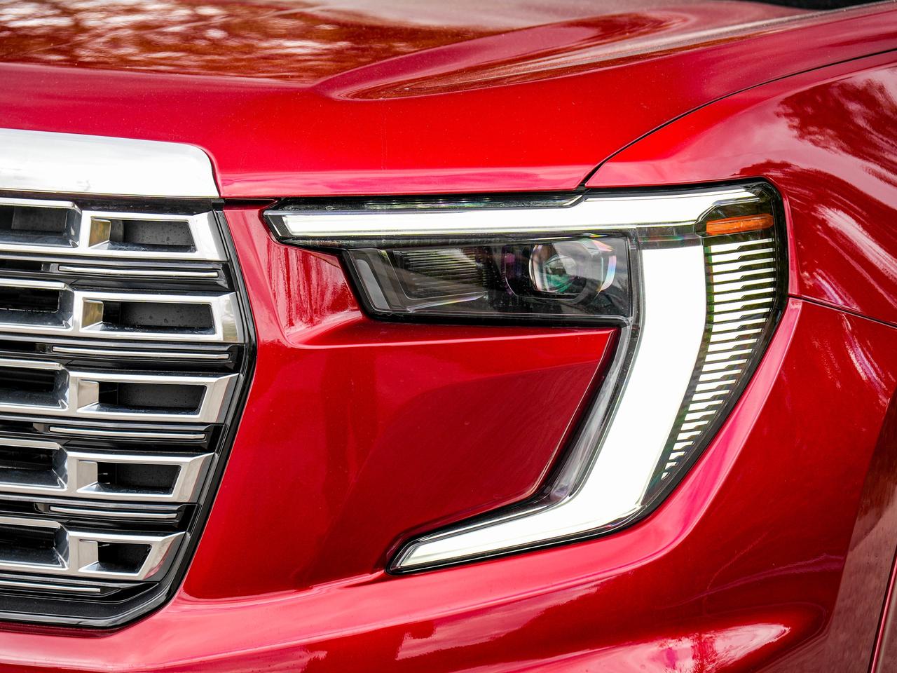 2026 GMC Acadia Denali Photo