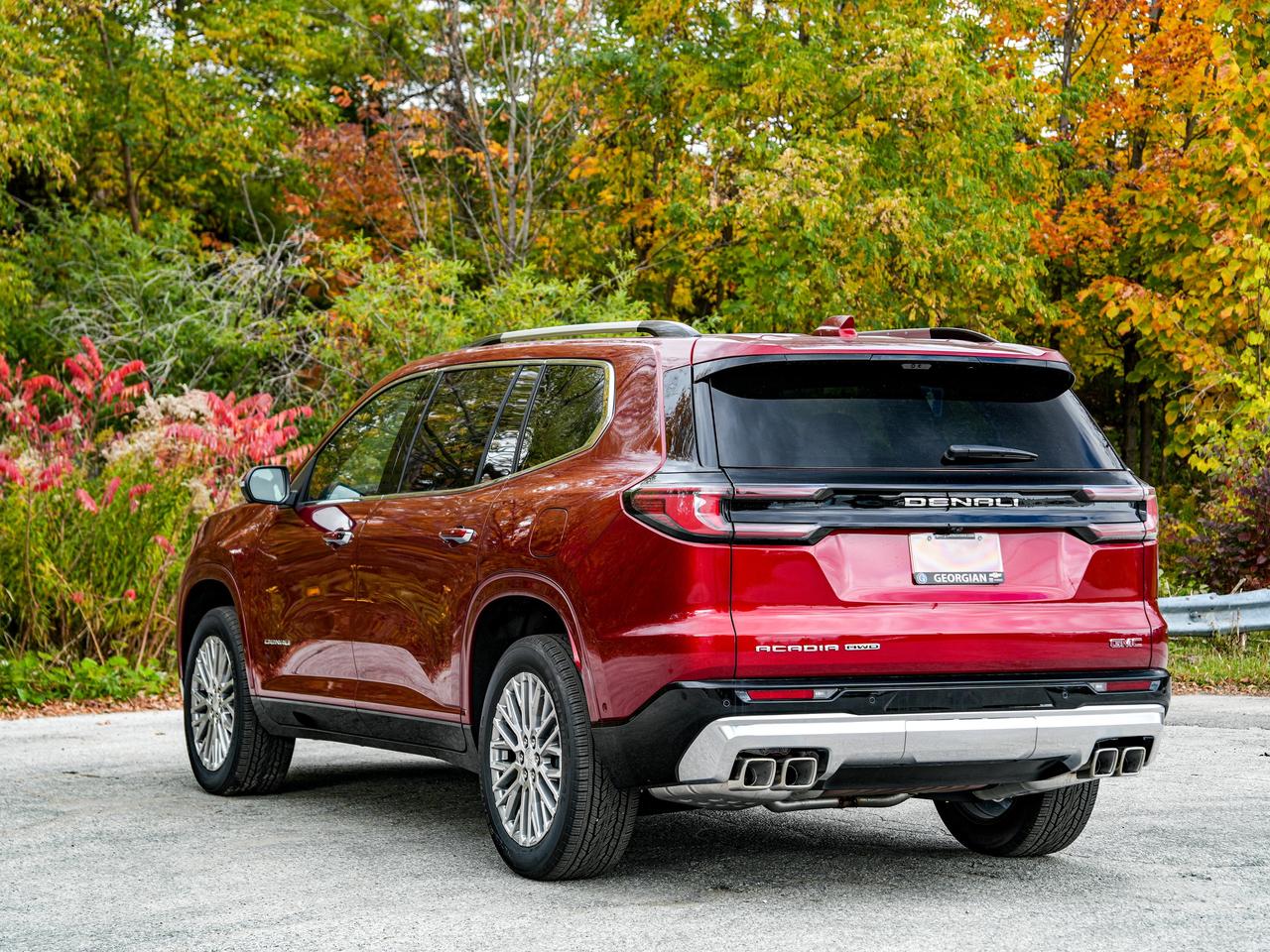 2026 GMC Acadia Denali Photo