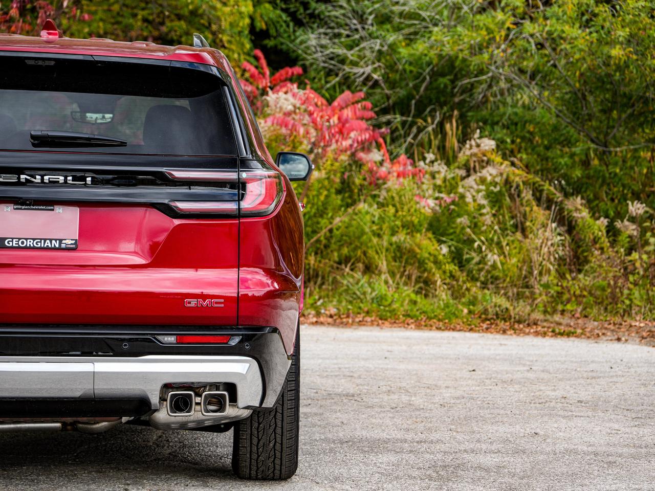 2026 GMC Acadia Denali Photo