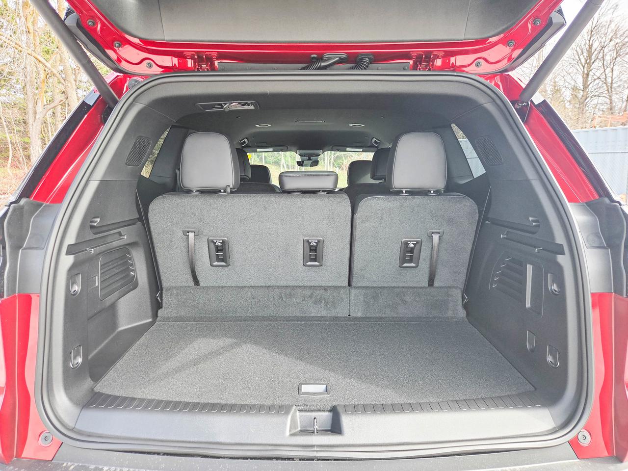 2026 GMC Acadia AT4 Photo