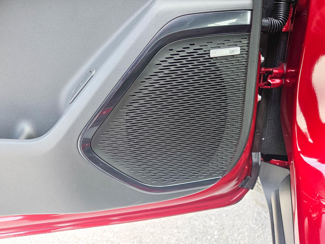 2026 GMC Acadia AT4 Photo