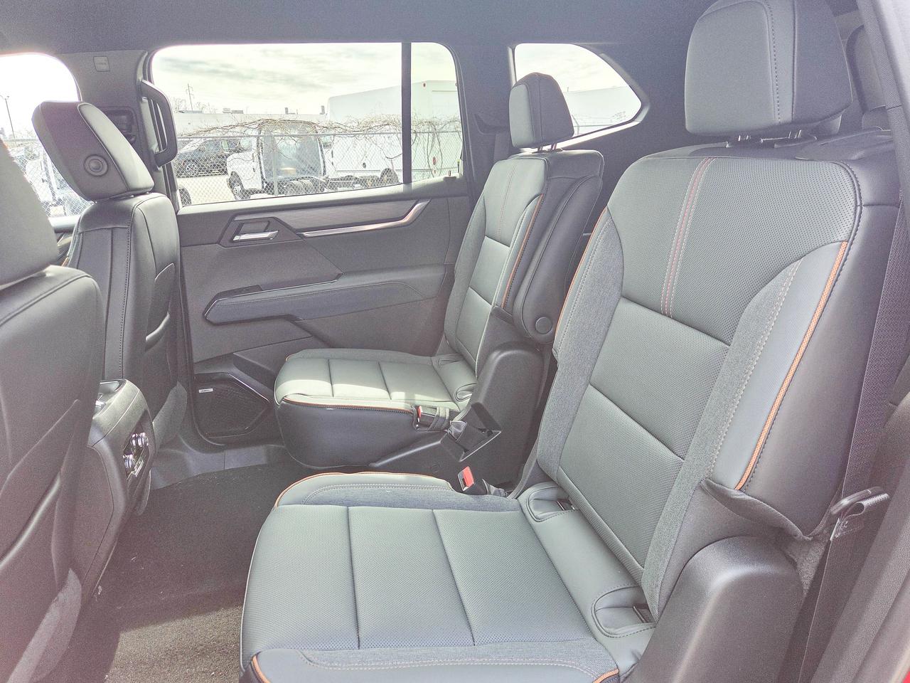 2026 GMC Acadia AT4 Photo