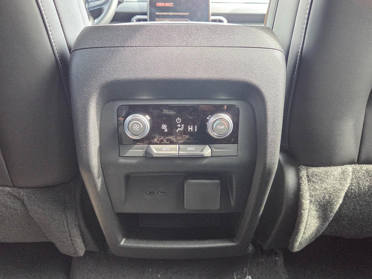 2026 GMC Acadia AT4 Photo