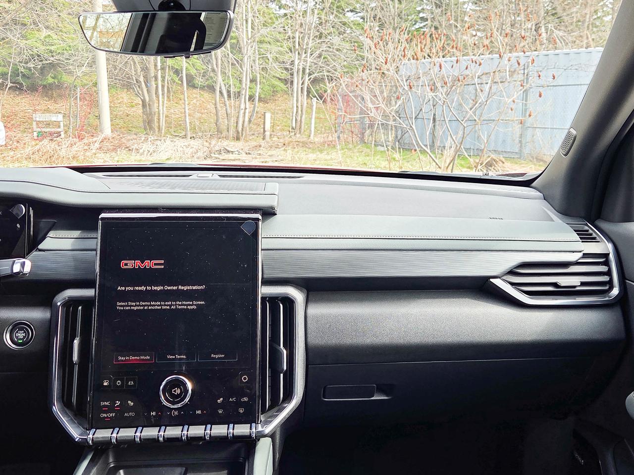 2026 GMC Acadia AT4 Photo