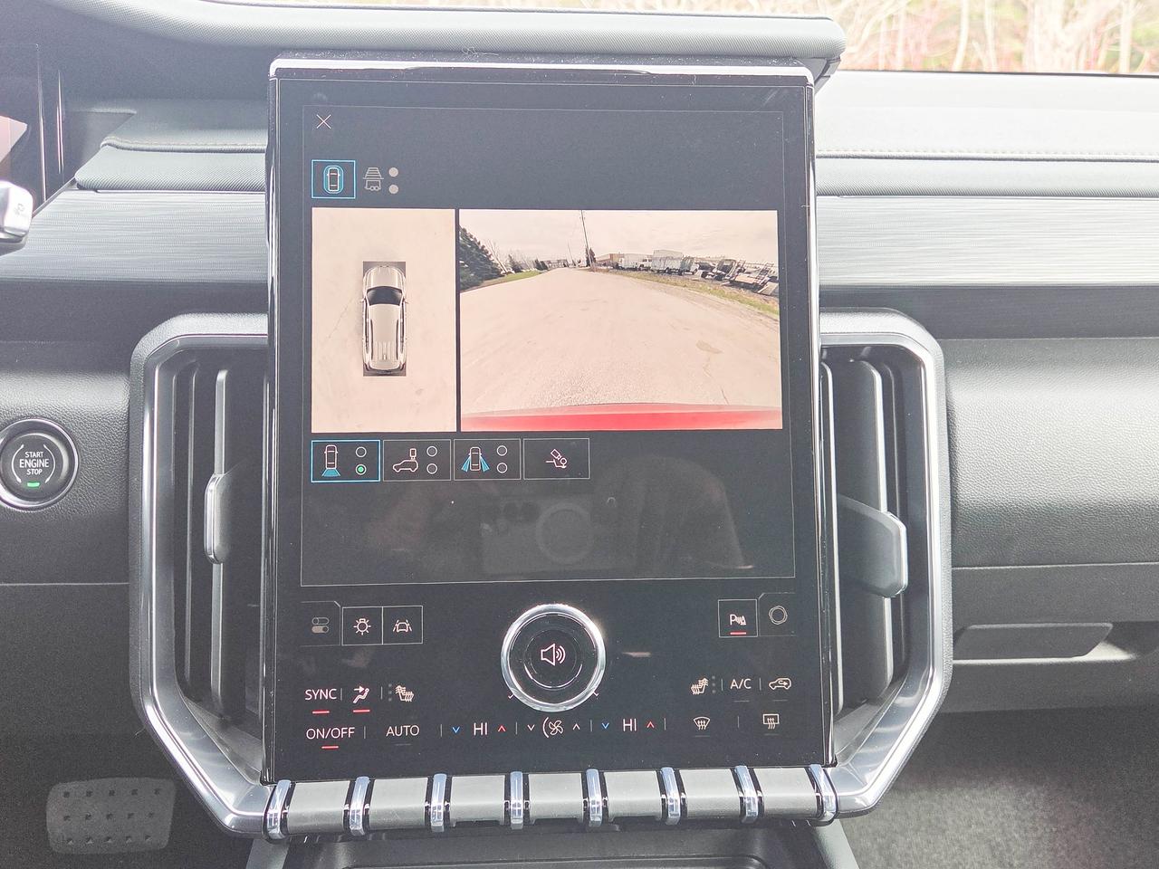 2026 GMC Acadia AT4 Photo