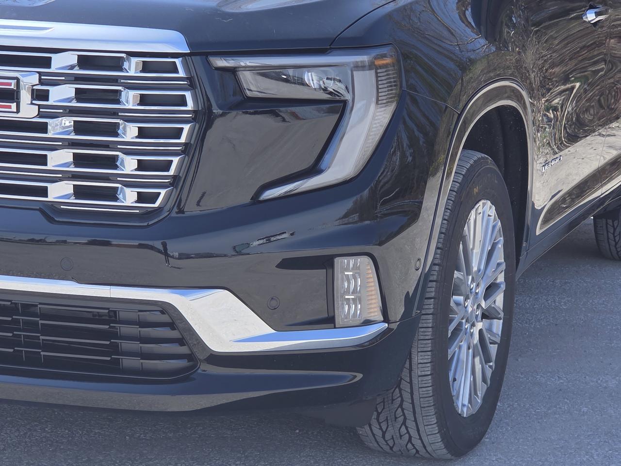 2026 GMC Acadia Denali Photo