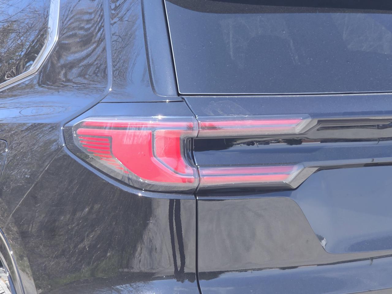 2026 GMC Acadia Denali Photo