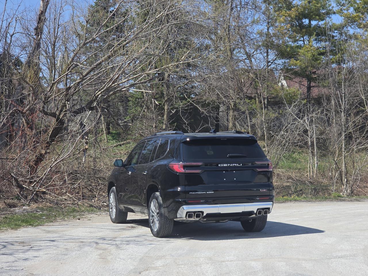 2026 GMC Acadia Denali Photo