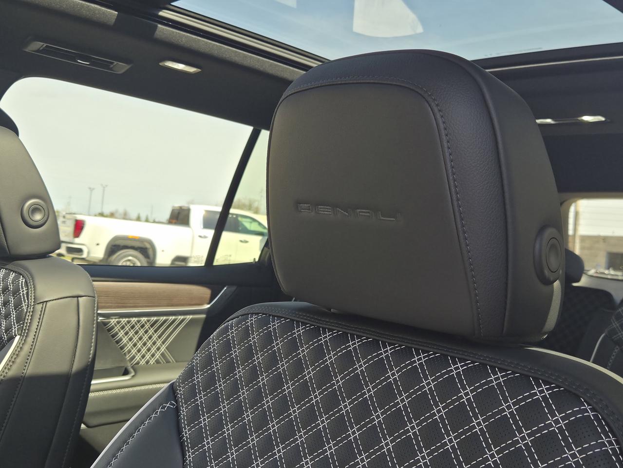 2026 GMC Acadia Denali Photo