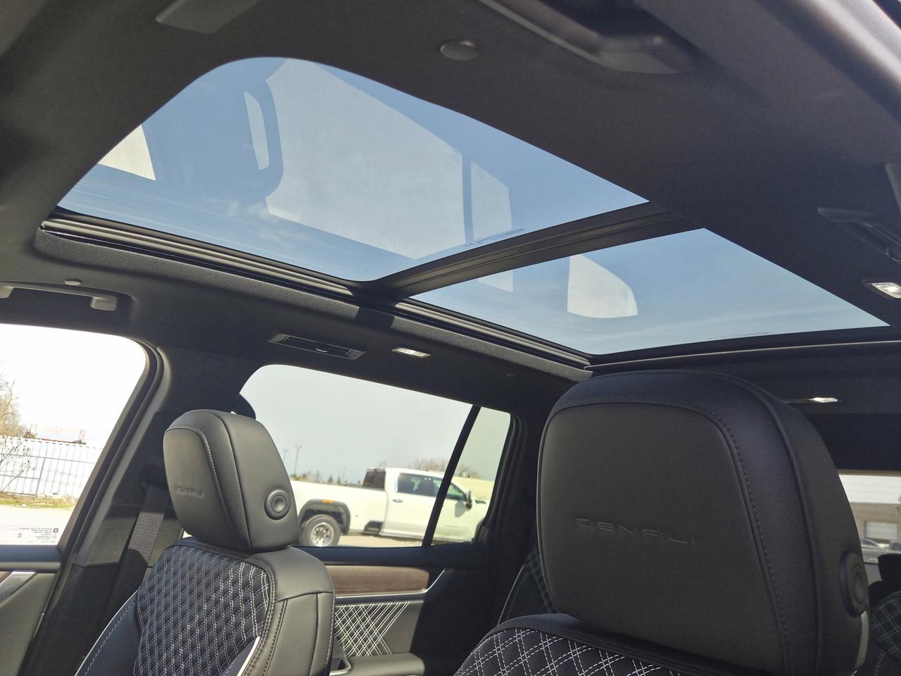 2026 GMC Acadia Denali Photo