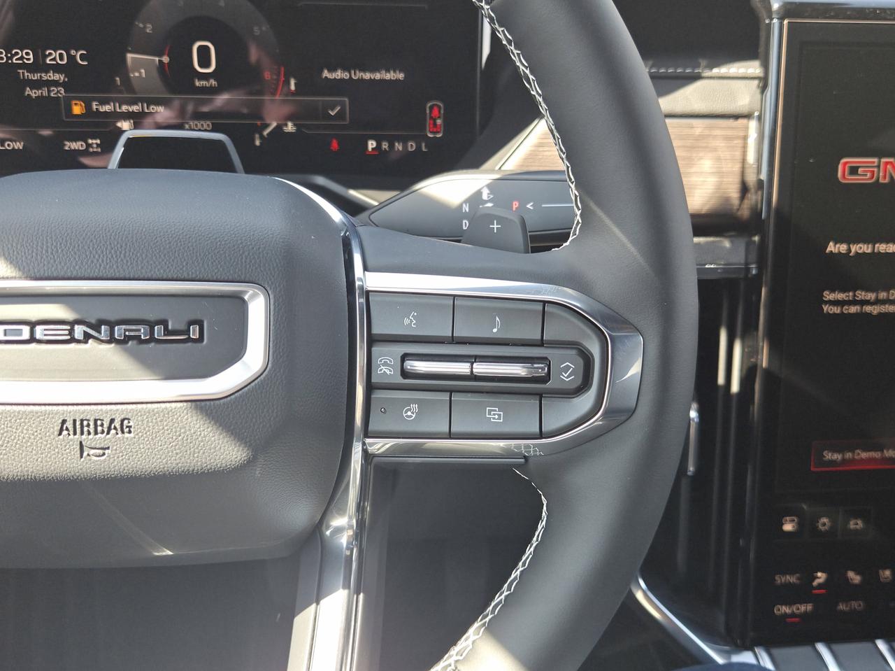 2026 GMC Acadia Denali Photo