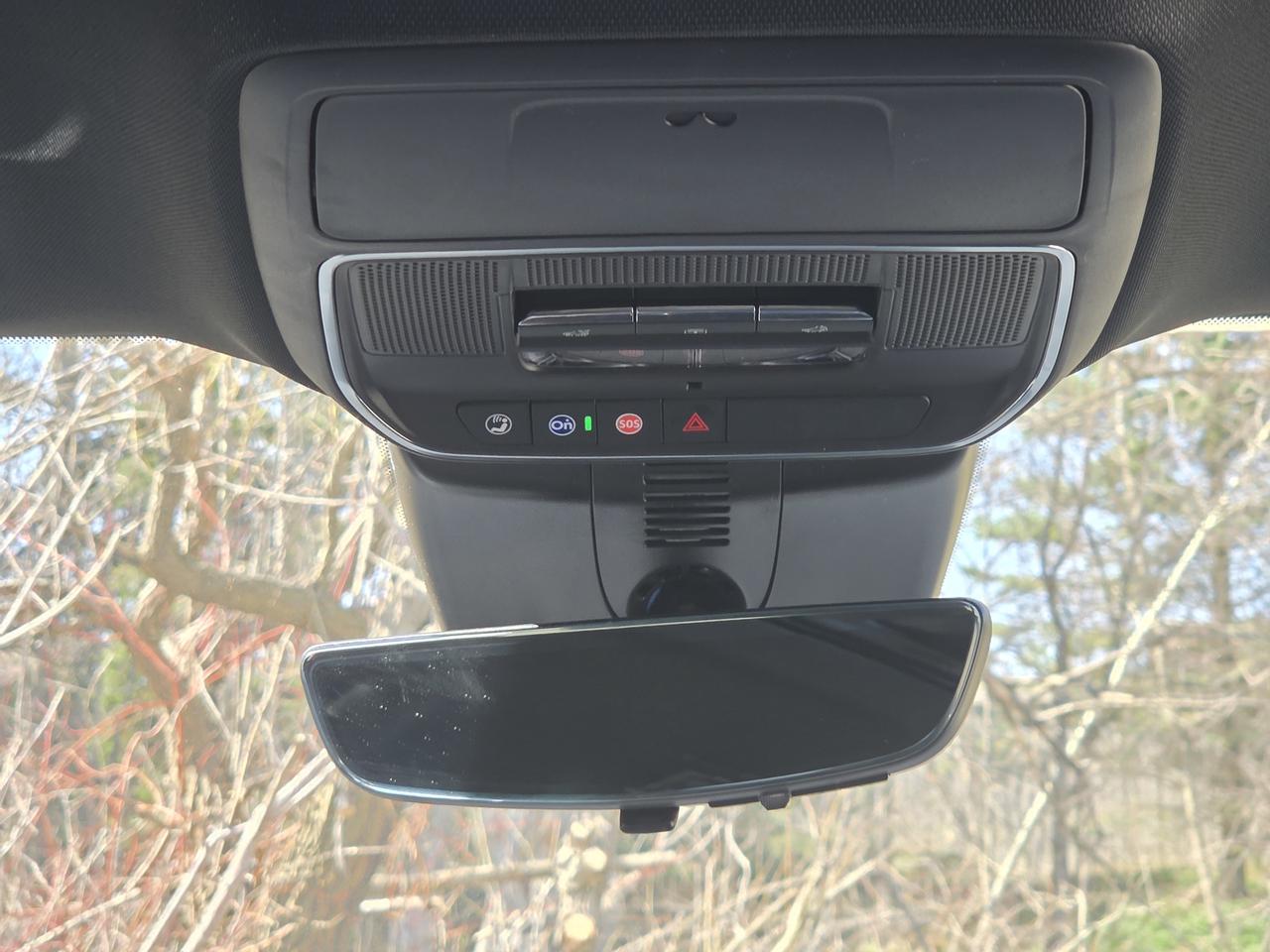 2026 GMC Acadia Denali Photo