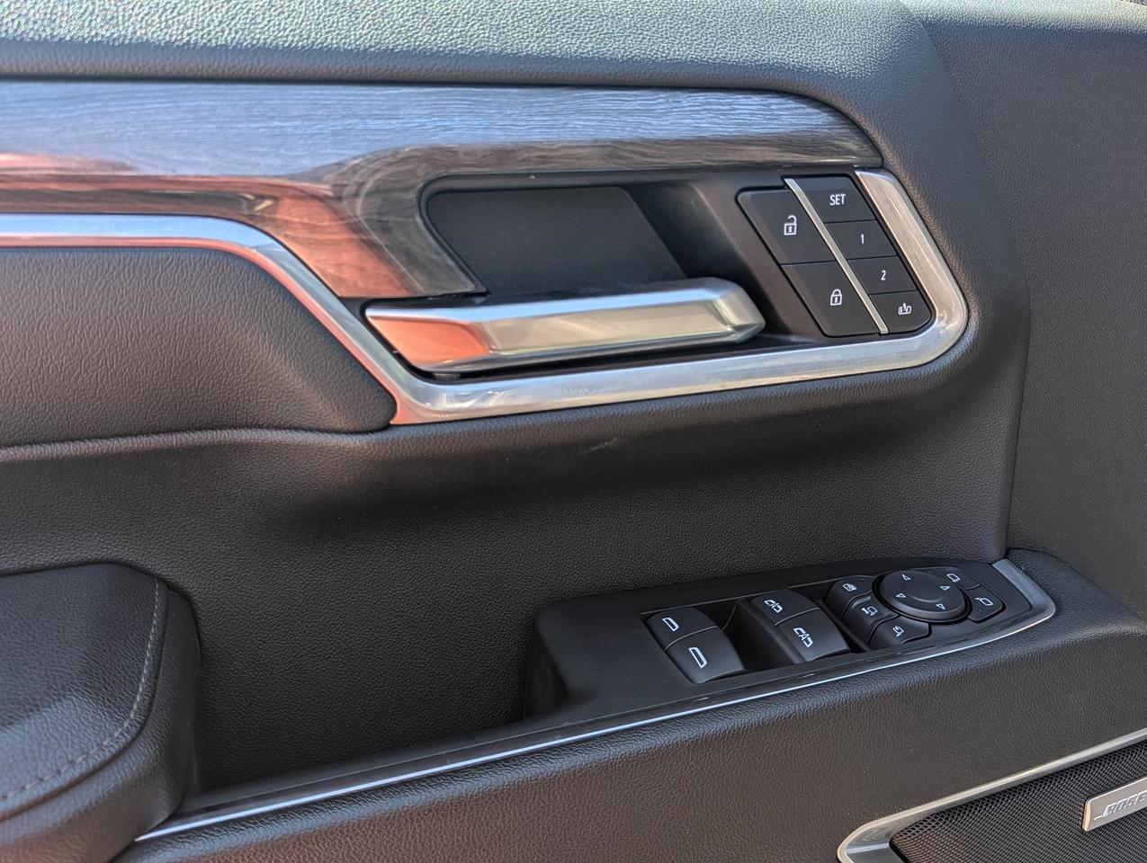 2025 Chevrolet SILVERADO 2500HD LTZ Photo