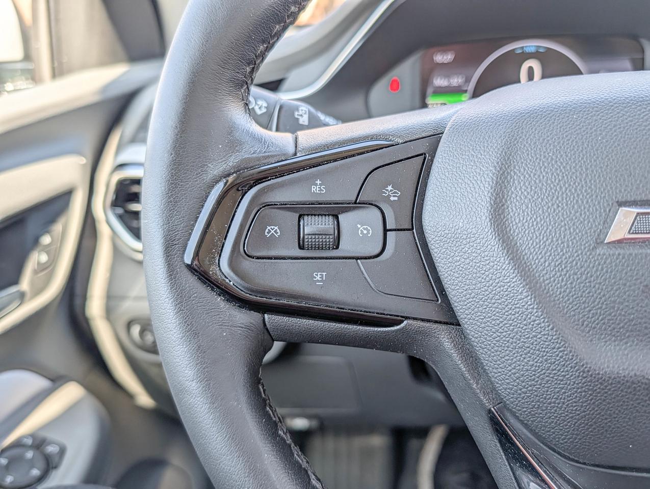 2023 Chevrolet Bolt EUV Premier Photo