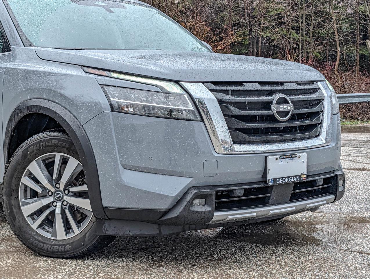 2024 Nissan Pathfinder SL Photo