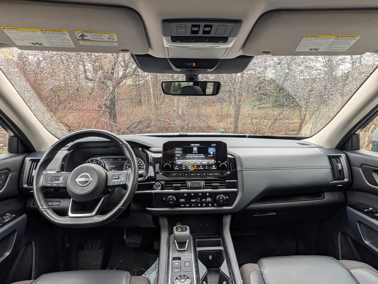 2024 Nissan Pathfinder SL Photo