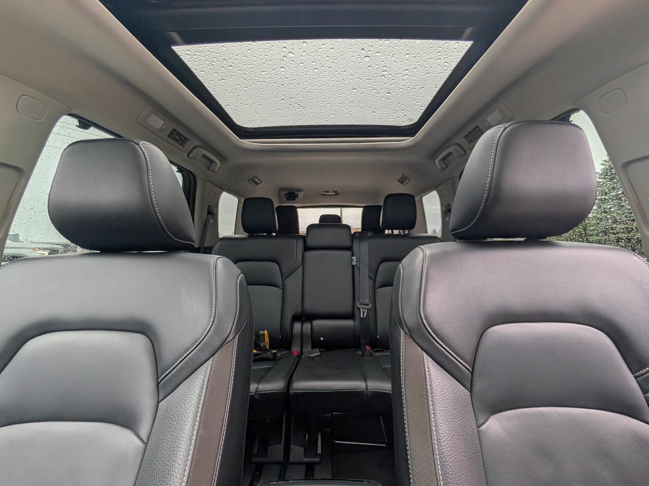 2024 Nissan Pathfinder SL Photo