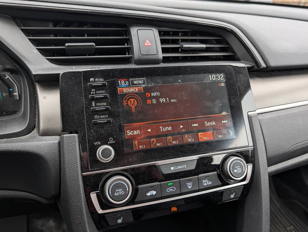 2020 Honda Civic Sedan LX Photo
