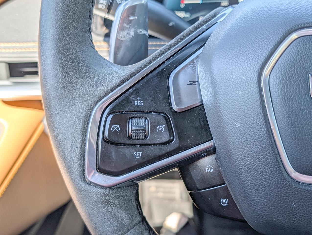 2022 Chevrolet Corvette 2LT Photo