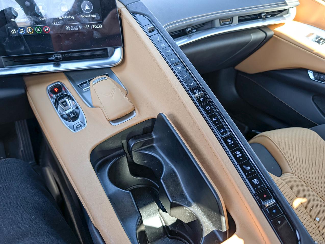 2022 Chevrolet Corvette 2LT Photo