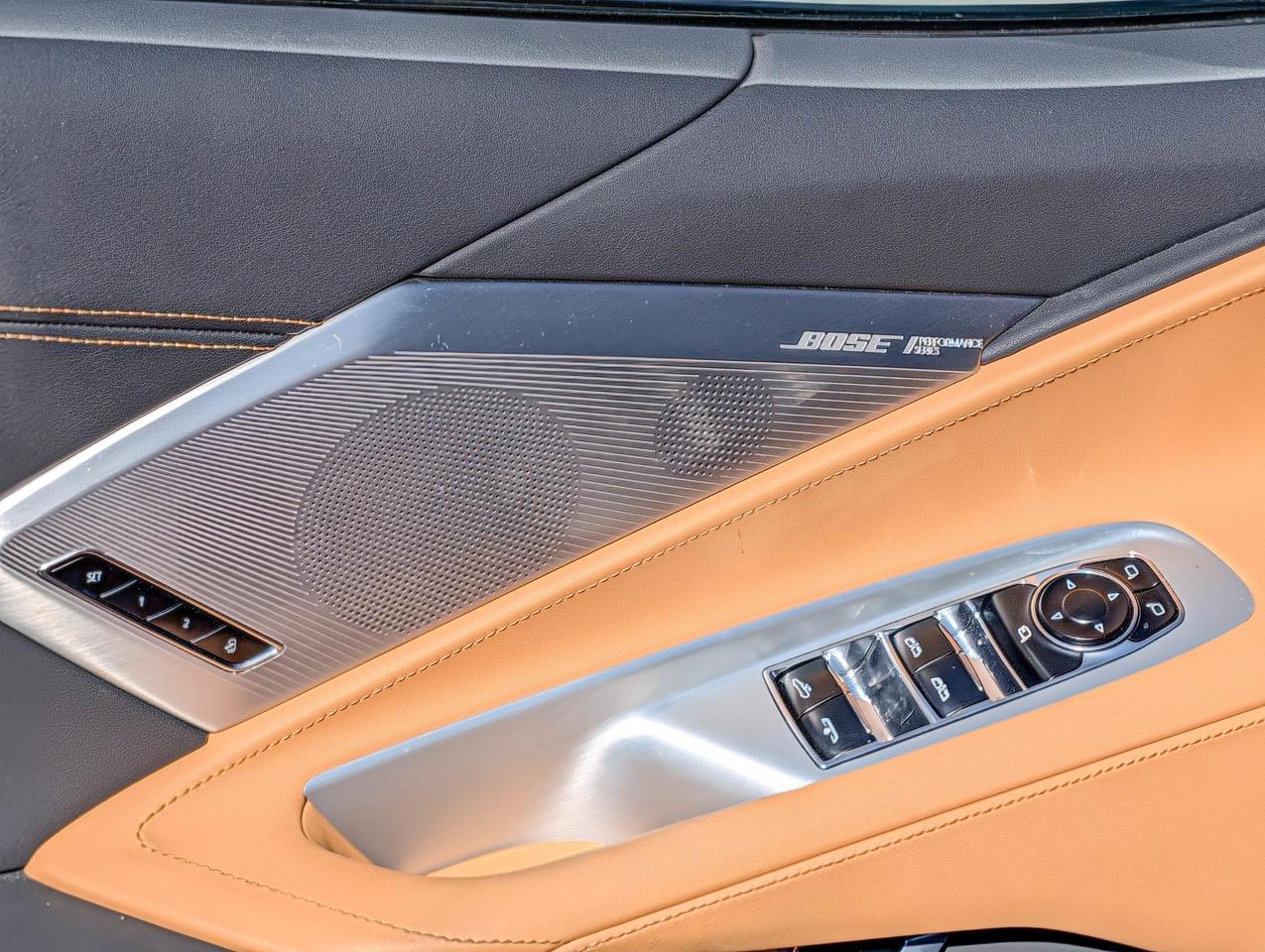 2022 Chevrolet Corvette 2LT Photo