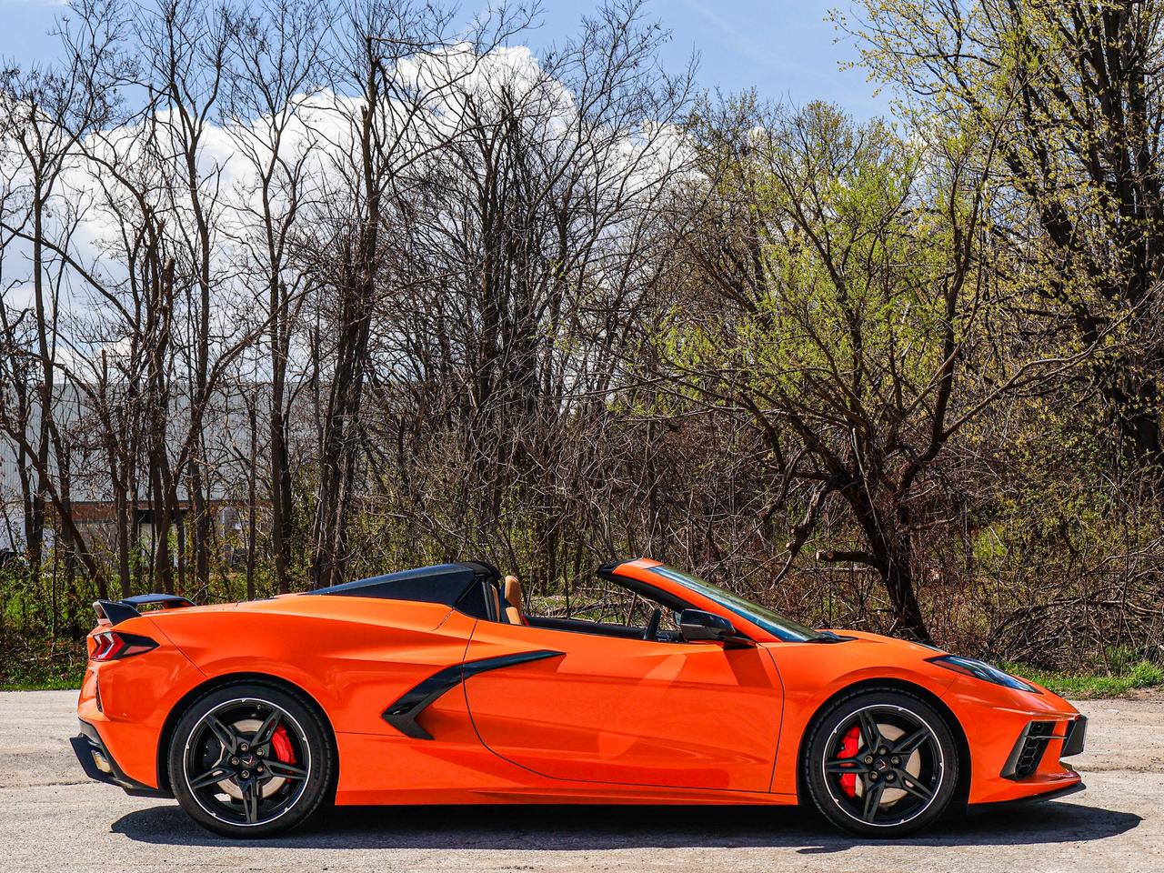 2022 Chevrolet Corvette 2LT Photo