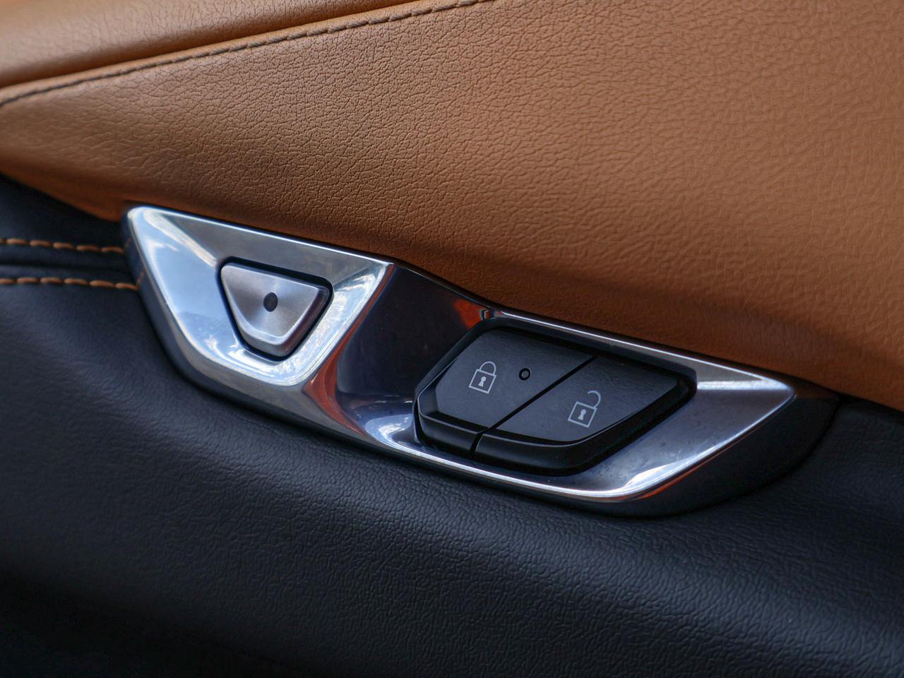 2022 Chevrolet Corvette 2LT Photo