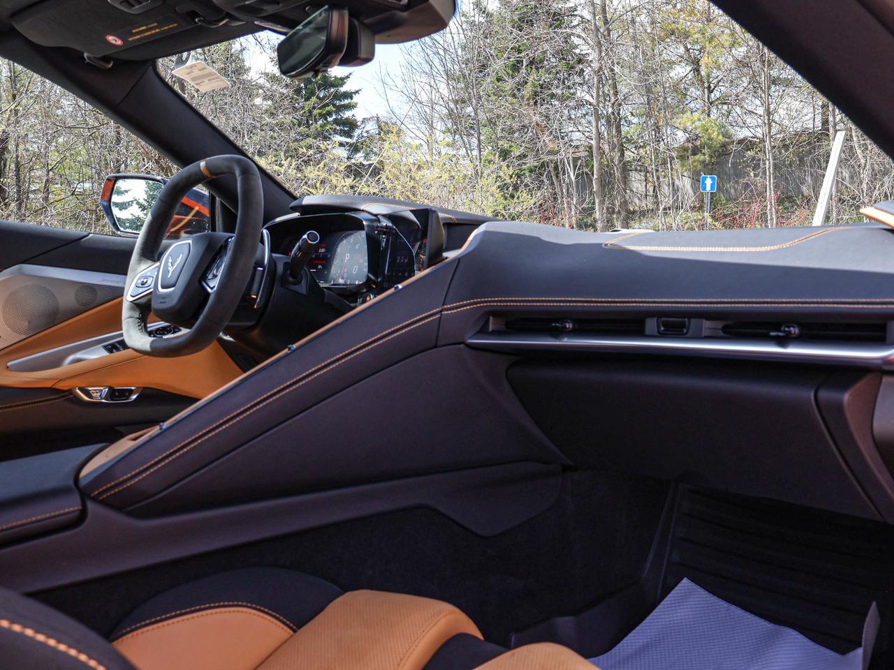 2022 Chevrolet Corvette 2LT Photo