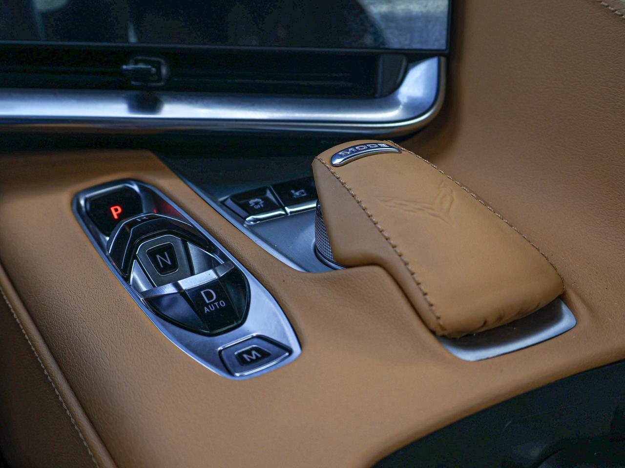 2022 Chevrolet Corvette 2LT Photo