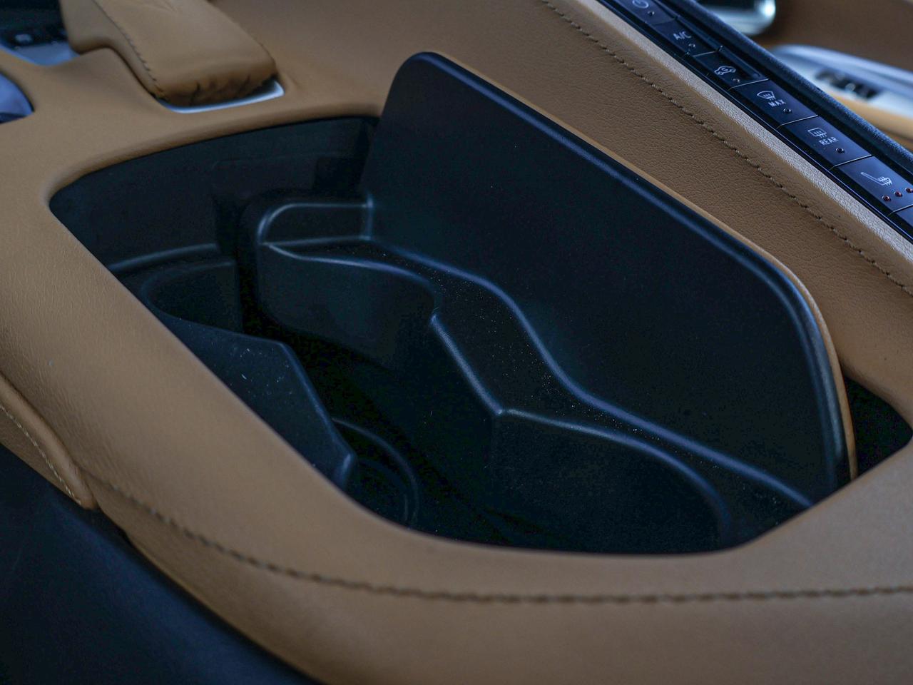 2022 Chevrolet Corvette 2LT Photo