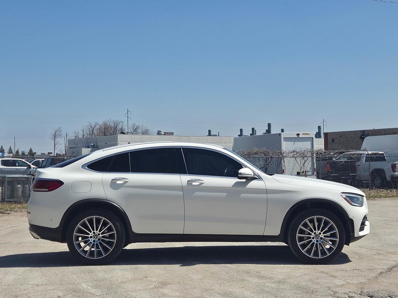 2020 Mercedes-Benz GLC 300 Photo2