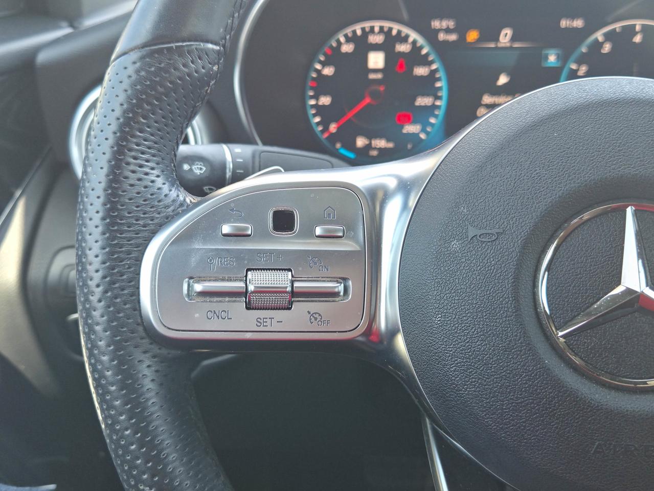 2020 Mercedes-Benz GLC 300 Photo