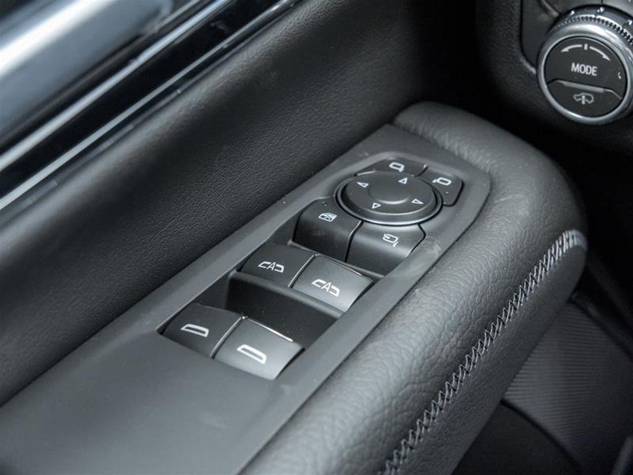 2026 GMC Yukon Denali Photo