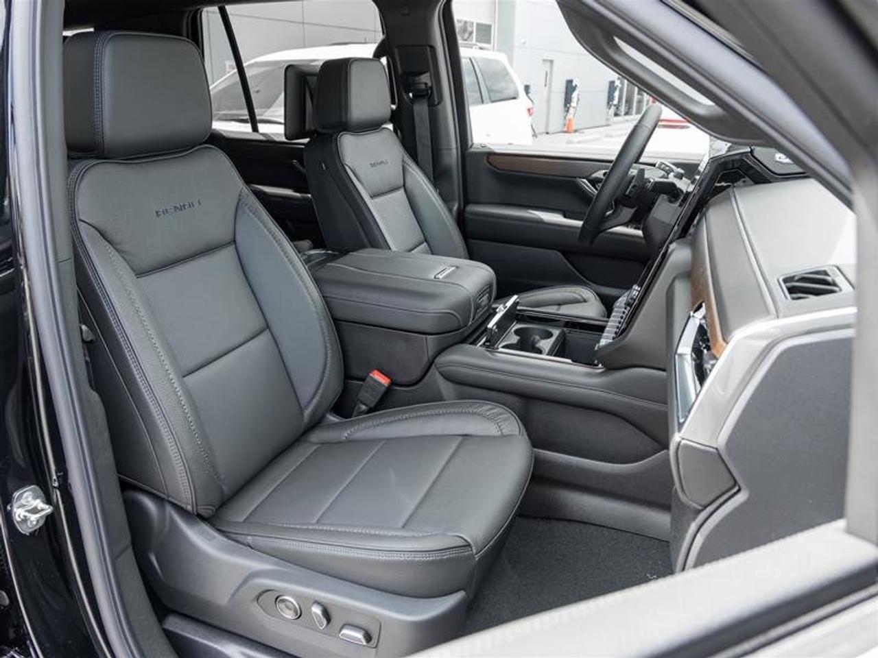 2026 GMC Yukon Denali Photo