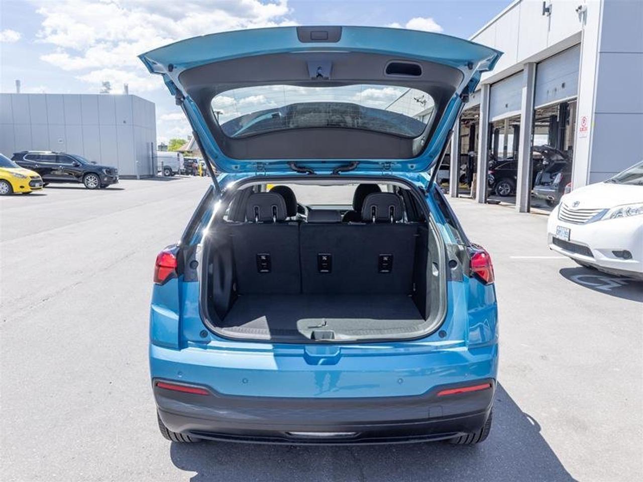 2027 Chevrolet Bolt LT Photo